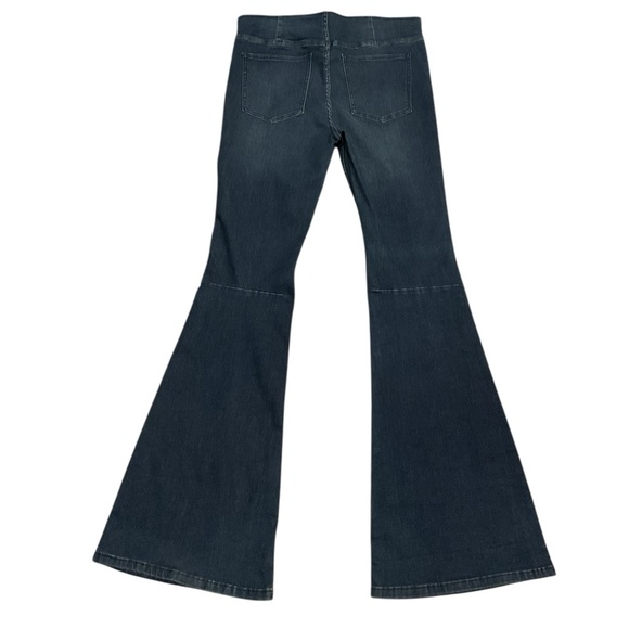 Free People Woman’s Rich Blue Flare Leg Jeans - Picture 2 of 3